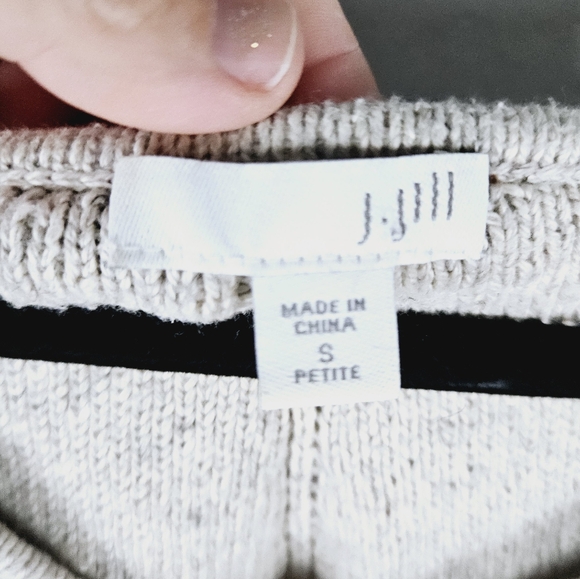 J. JILL | cotton linen blend v-neck long sleeve knit sweater - Picture 5 of 7